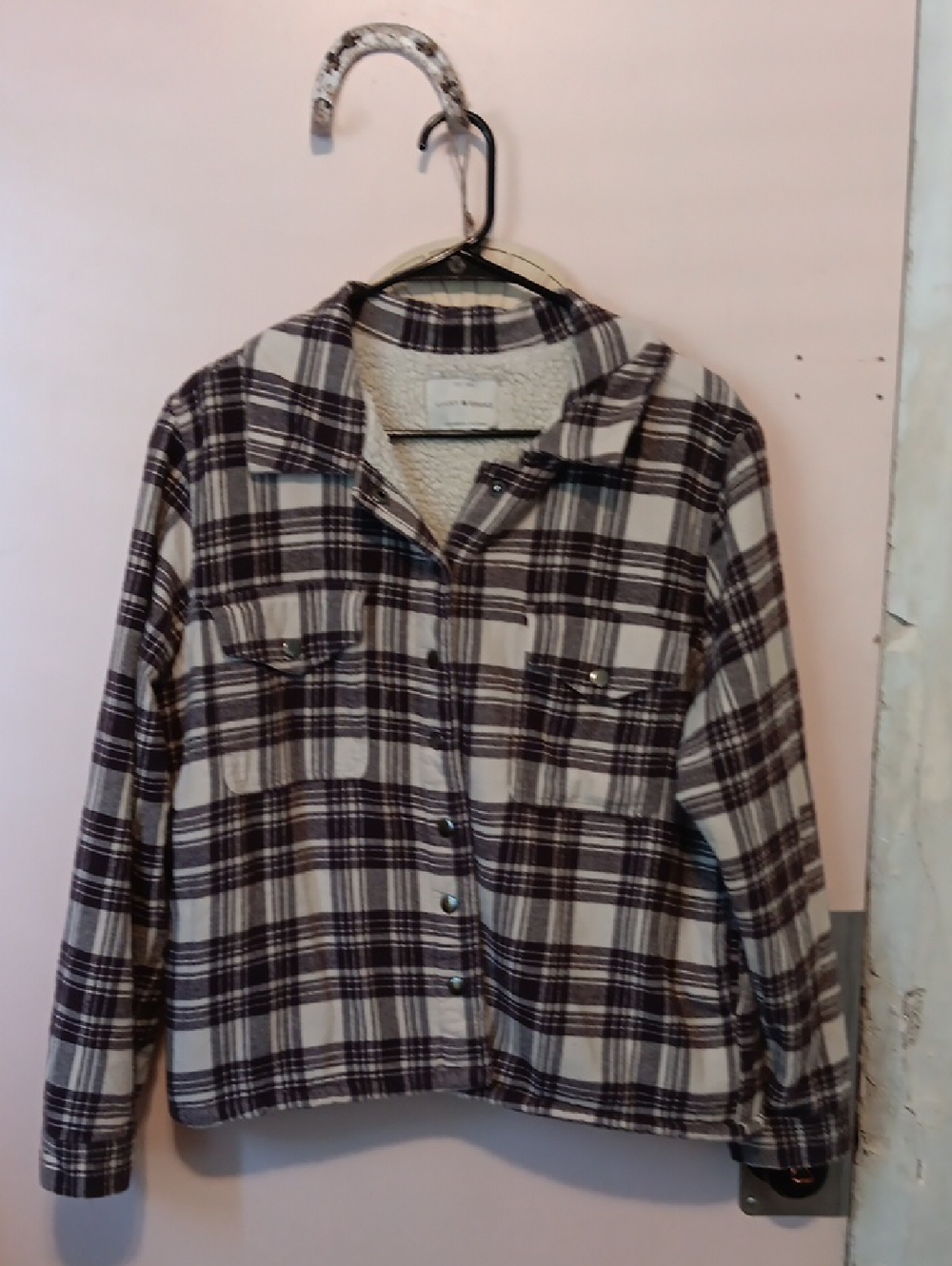 Lucky Brand Sherpa-Lined Plaid Shacket in Off-White & Dark Brown - Picture 2 of 8